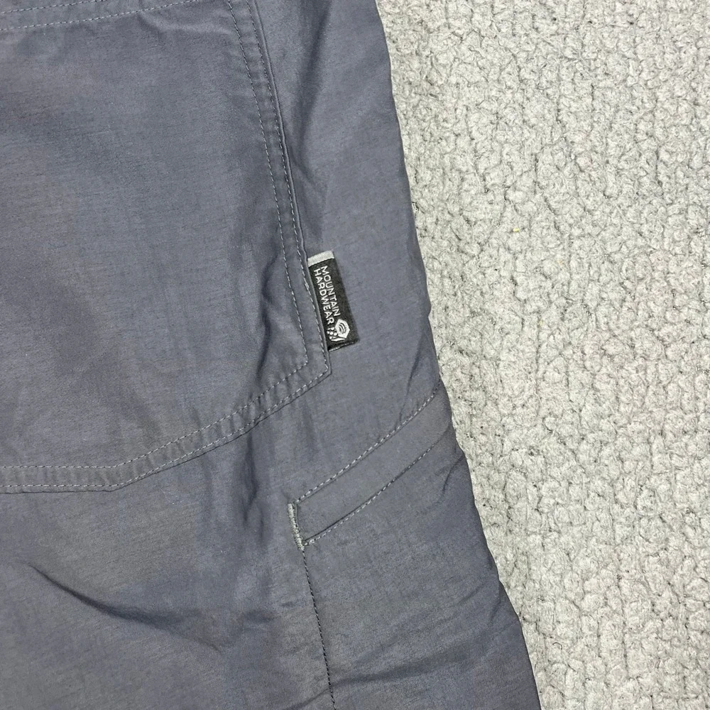Mountain Hardwear Mens Hiking Shorts Gray Size 34 Nylon Cargo Outdoor OM7074